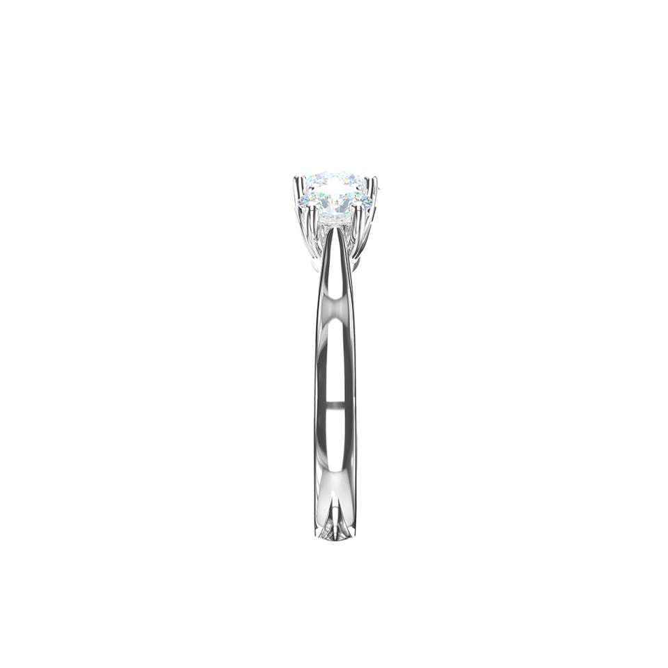 Three Stone Round Diamond Engagement Ring